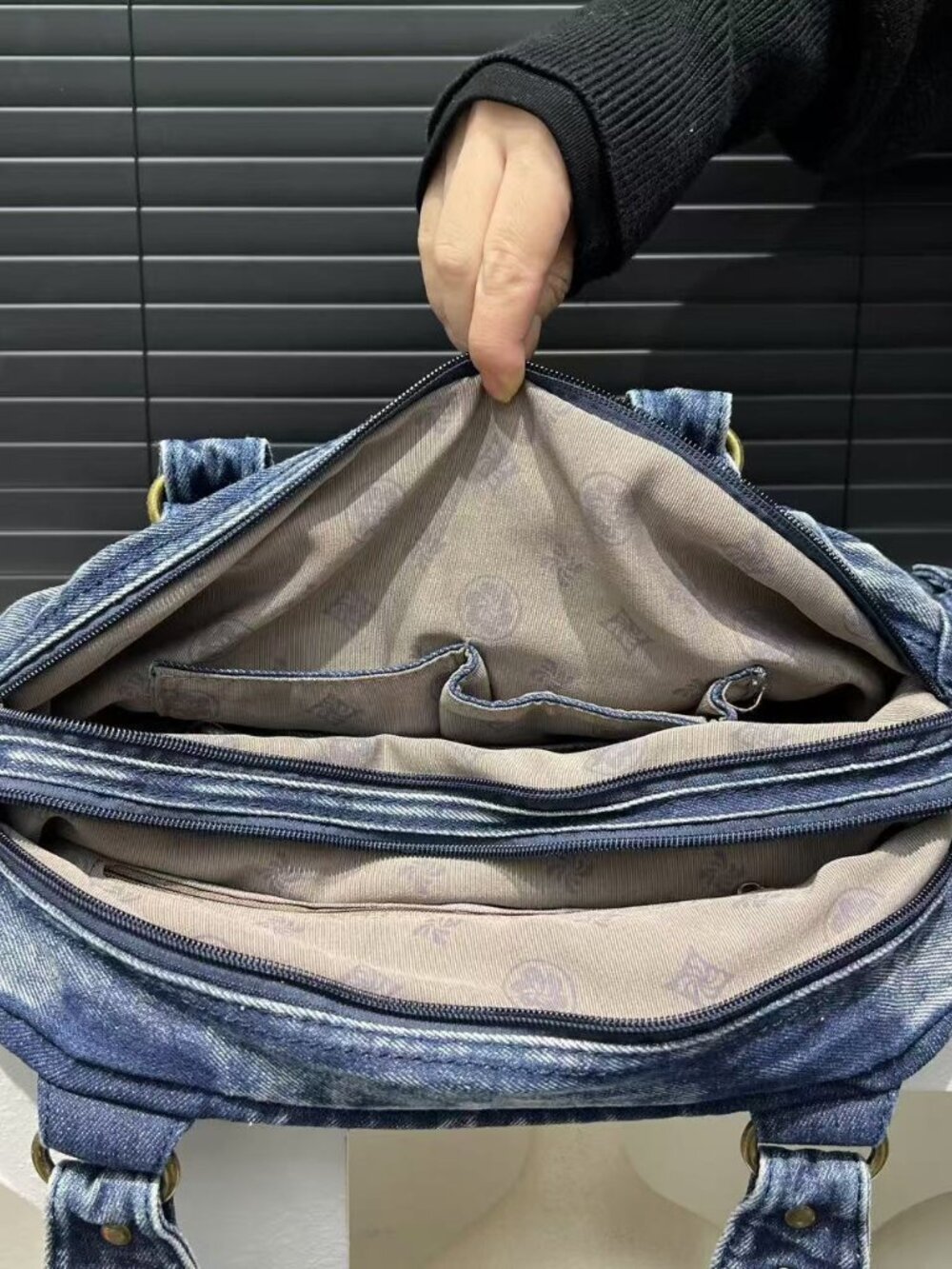 Y2K Acid Wash Denim Studded Multi Pocket Shoulder Bag - Picture 2 of 6